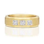 9k & 18k White and Yellow Gold Diamond Set Wedding Band - 0.12 ct - Image 4