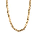 Square Byzantine chain with box clasp in 9k yellow gold.