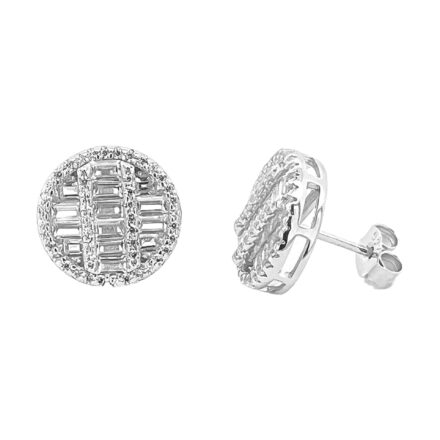 925 Sterling silver stud earring round cluster set with cuibc zirconia stones.