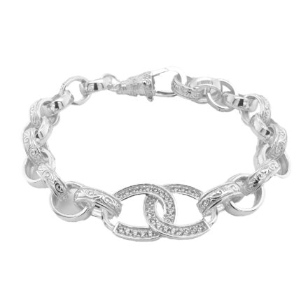 Gucci link style silver bracelet for women and kids in sterling silver belcher patterned and plain links.