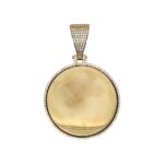 9k Yellow Gold Diamond Picture Pendant Round Shaped - 1.24 ct - Image 3