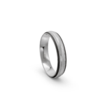 950 Platinum and Carbon Wedding Band - 4.5 mm - Image 4