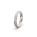 9k White Gold Scales Patterned Wedding Band - 4 mm - Image 3