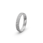 950 Platinum Hammered Wedding Band - 4 mm - Image 5