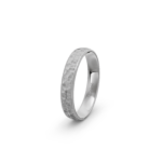950 Platinum Hammered Wedding Band - 4 mm - Image 3