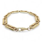 9k Yellow Gold Patterned Razor Styled Bracelet - 10 mm - Image 4