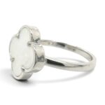 925 Sterling Silver Mother of Pearl Clover Ring - Image 2