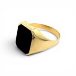 14k Yellow Gold Plain Rectangle Onyx Ring - Image 3