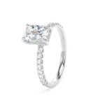 950 Platinum Lab Grown Radiant Diamond Set Ring - Image 2