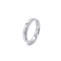 950 Platinum Off Set Diamond Band with VS1 Diamonds.