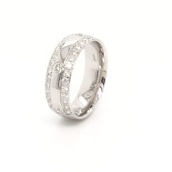 18k Custom made Wedding Ring for a Male customer. He gave us the budget and we gave him the style. This ring is set with 3 larger stones in the middle and full set side stones all in VS clarity.
