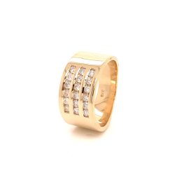 9k Gold Custom made signet ring for a customer, from picture to reality. Thick rounded band with exceptional setting.